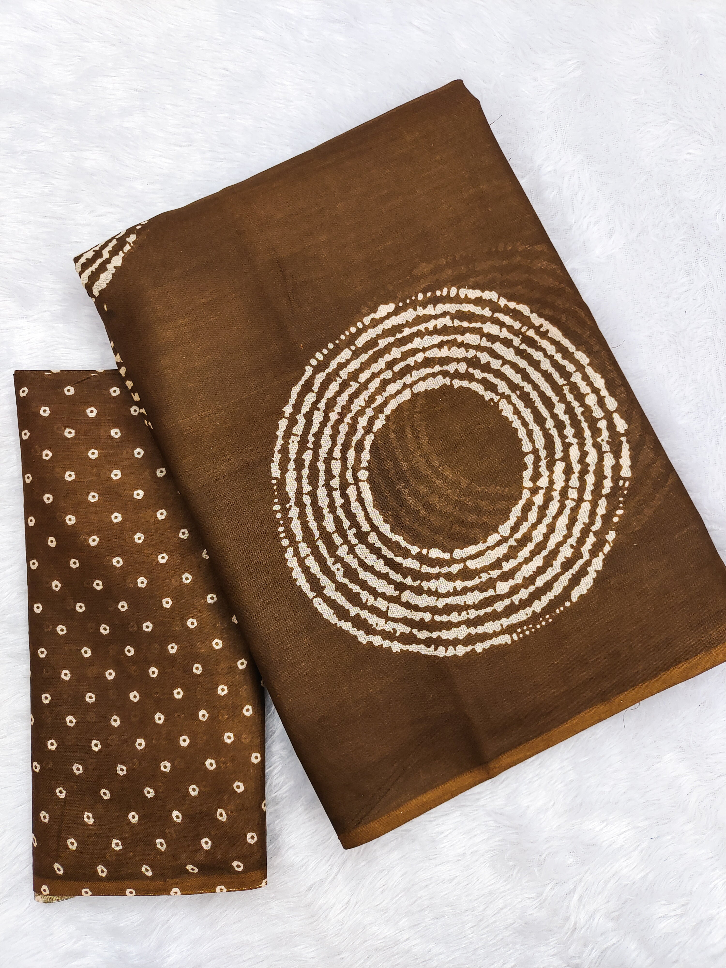 Soft Cotton Printed Saree with Bandhani Circles & Floral Designer Pallu