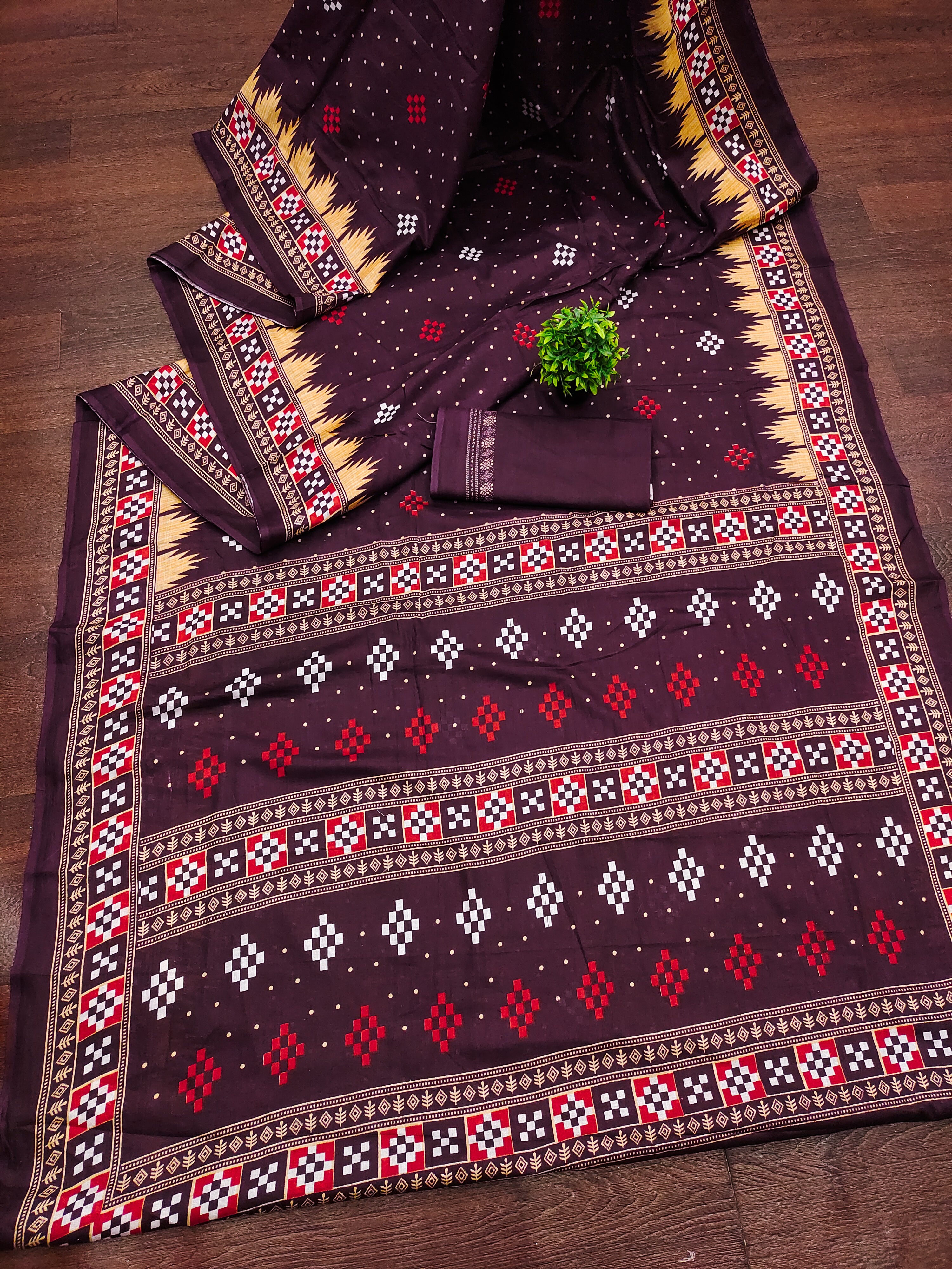Soft Cotton Sambalpuri Ikkat Printed Saree with Ethnic Border & Pallu Design