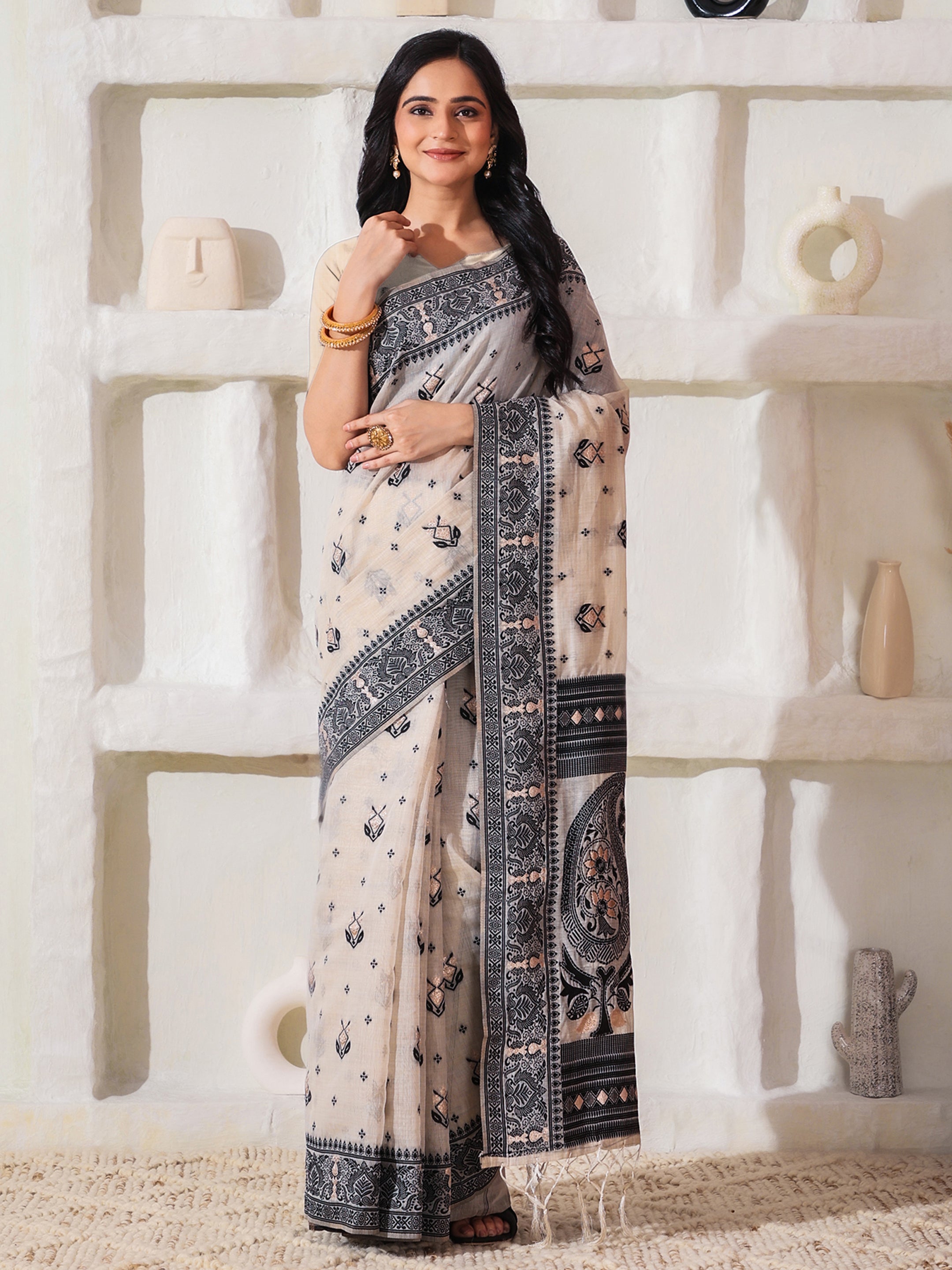 Cotton Linen Saree in Charcoal Black & White with Designer Pallu and Rich Border -1