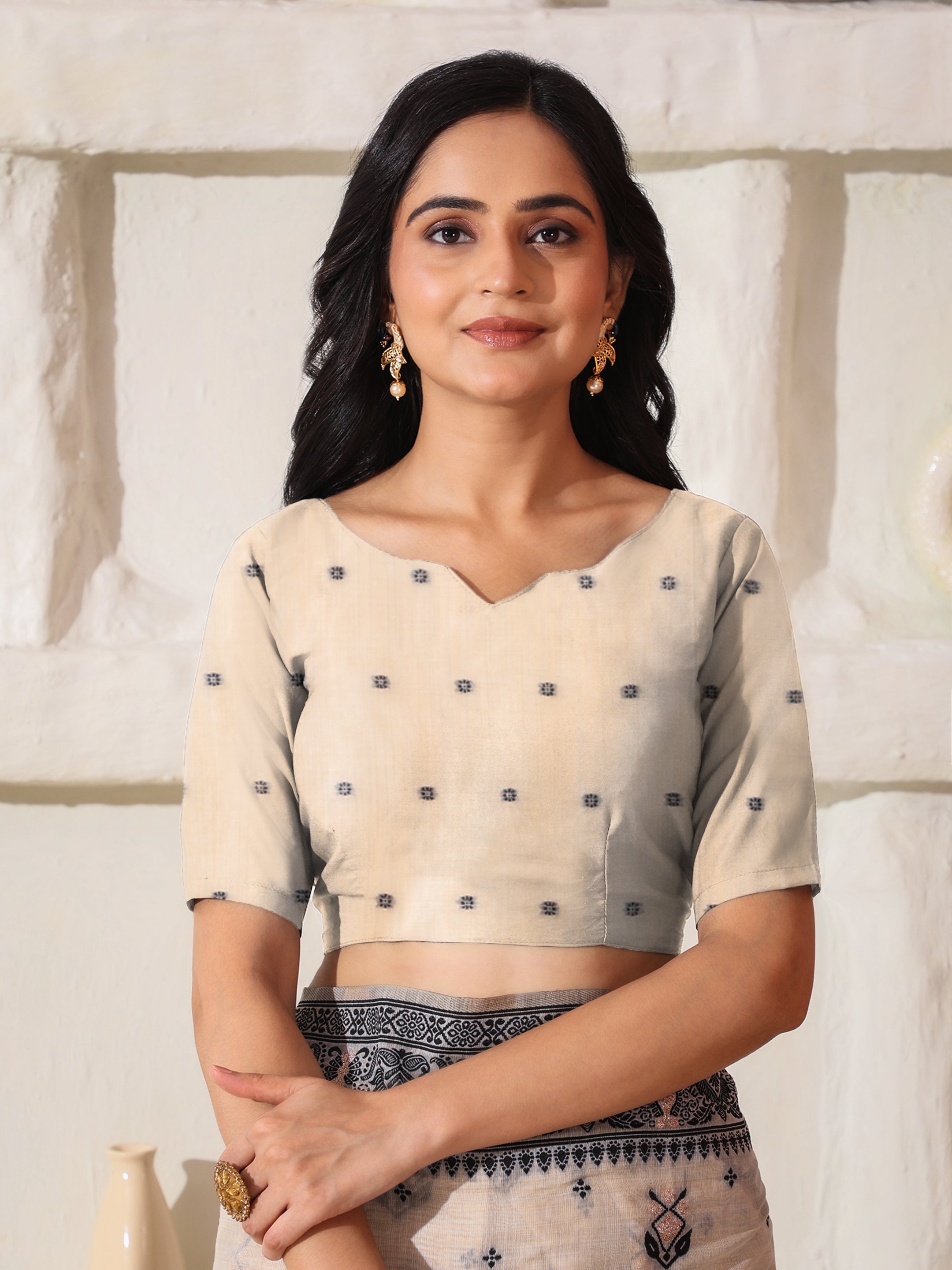 Cotton Linen Saree in Charcoal Black & White with Designer Pallu and Rich Border -1