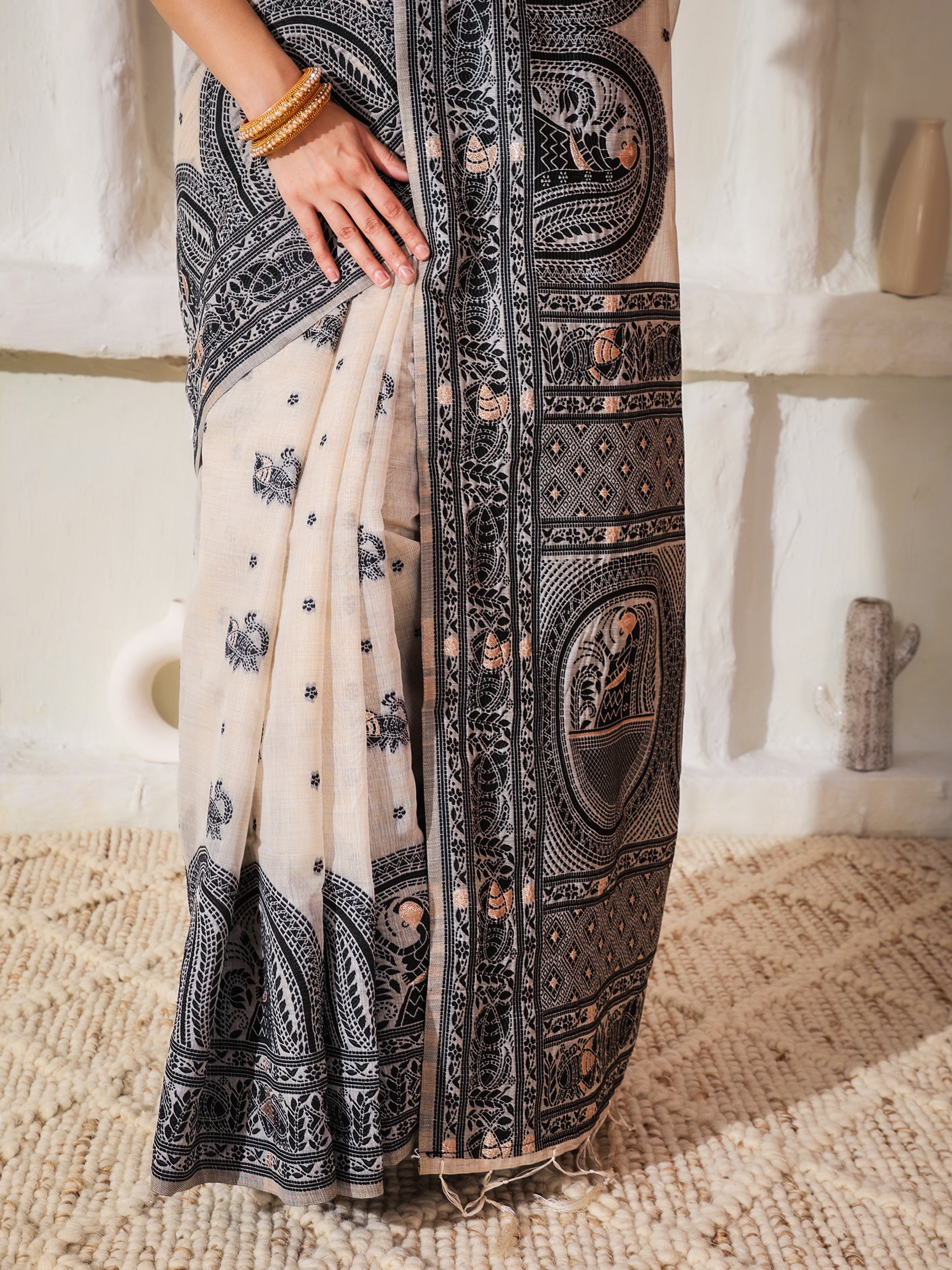 Cotton Linen Saree in Charcoal Black & White with Designer Pallu and Rich Border -2