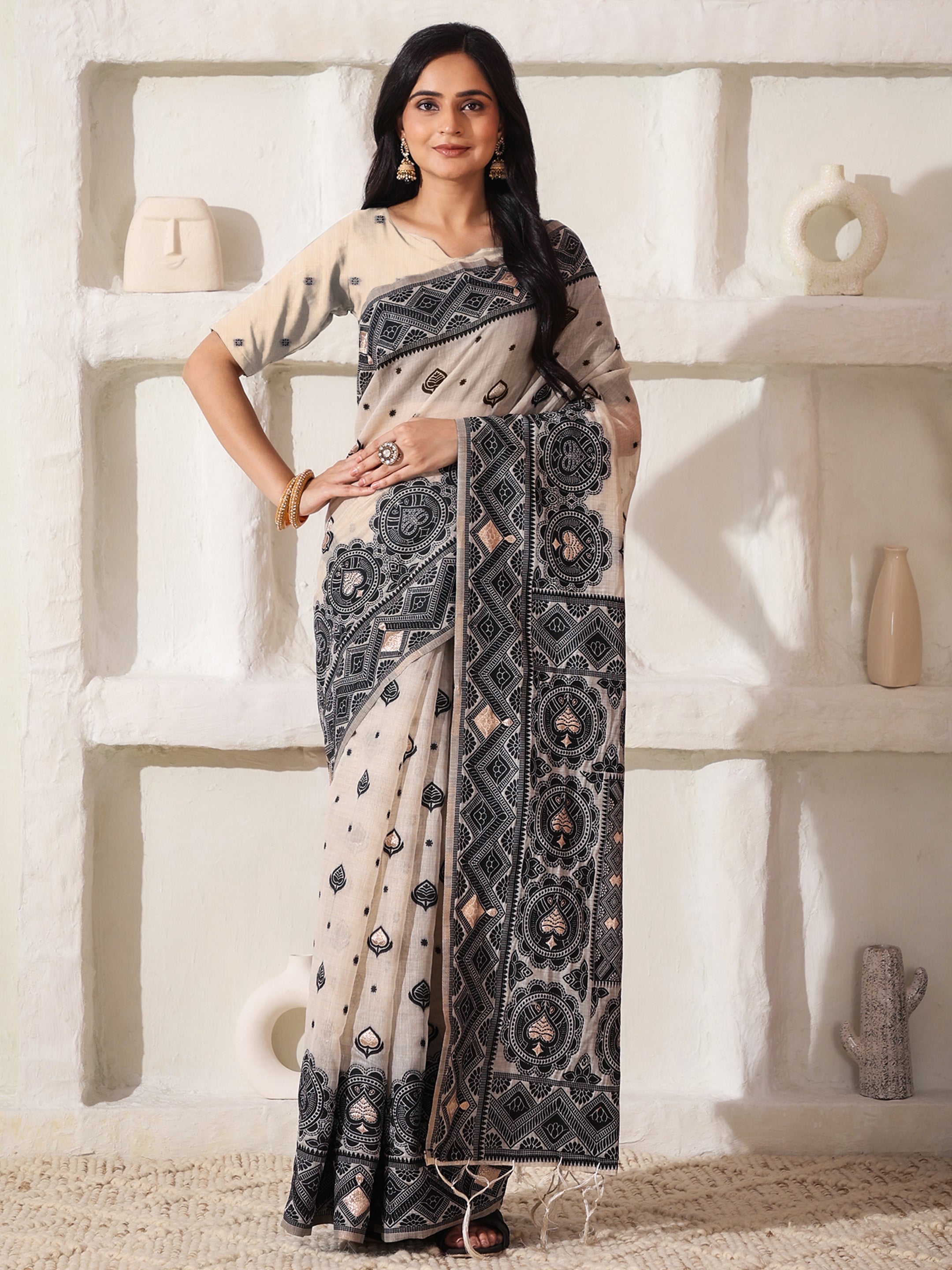 Cotton Linen Saree in Charcoal Black & White with Designer Pallu and Rich Border -3