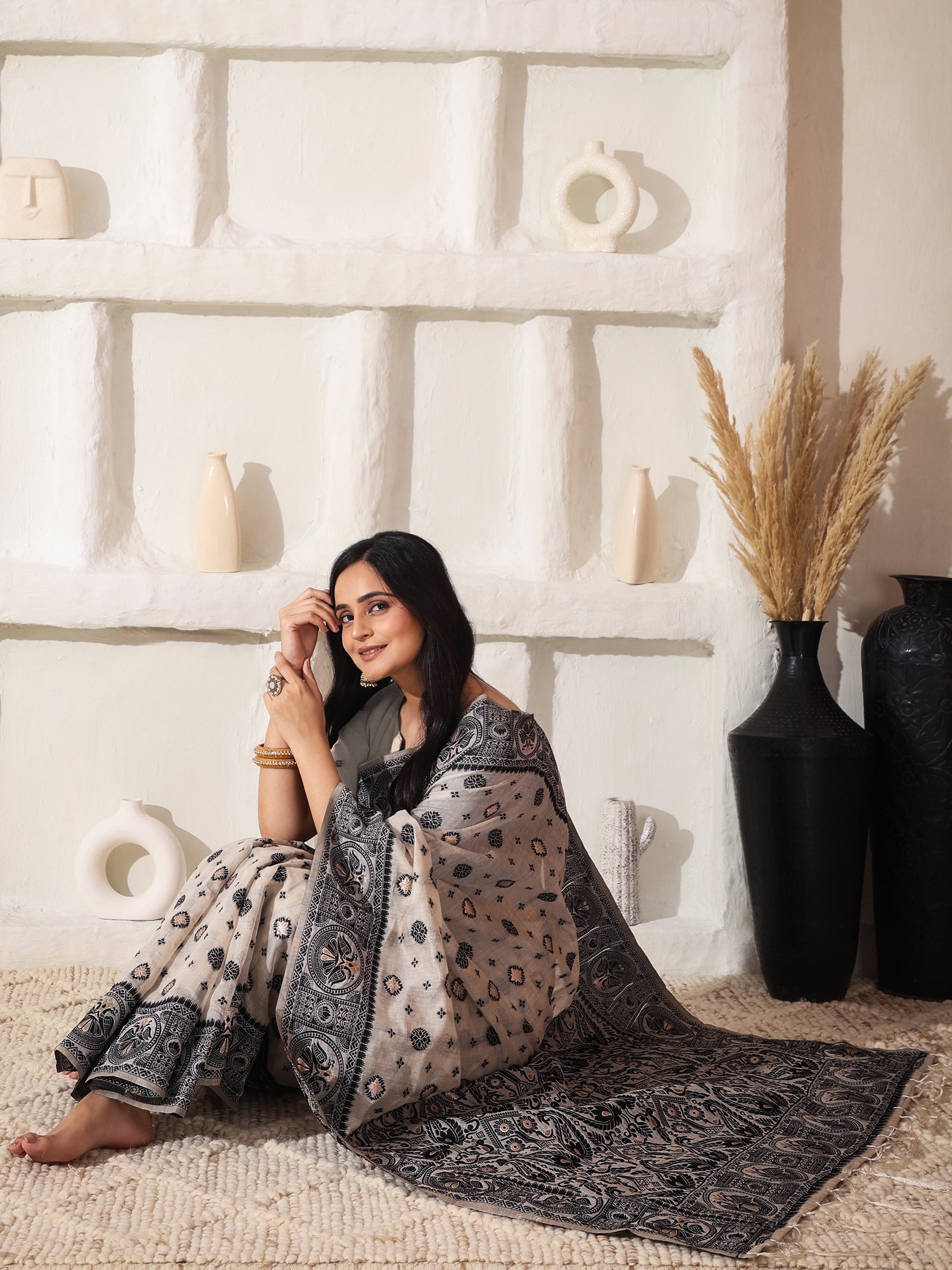Cotton Linen Saree in Charcoal Black & White with Designer Pallu and Rich Border -5