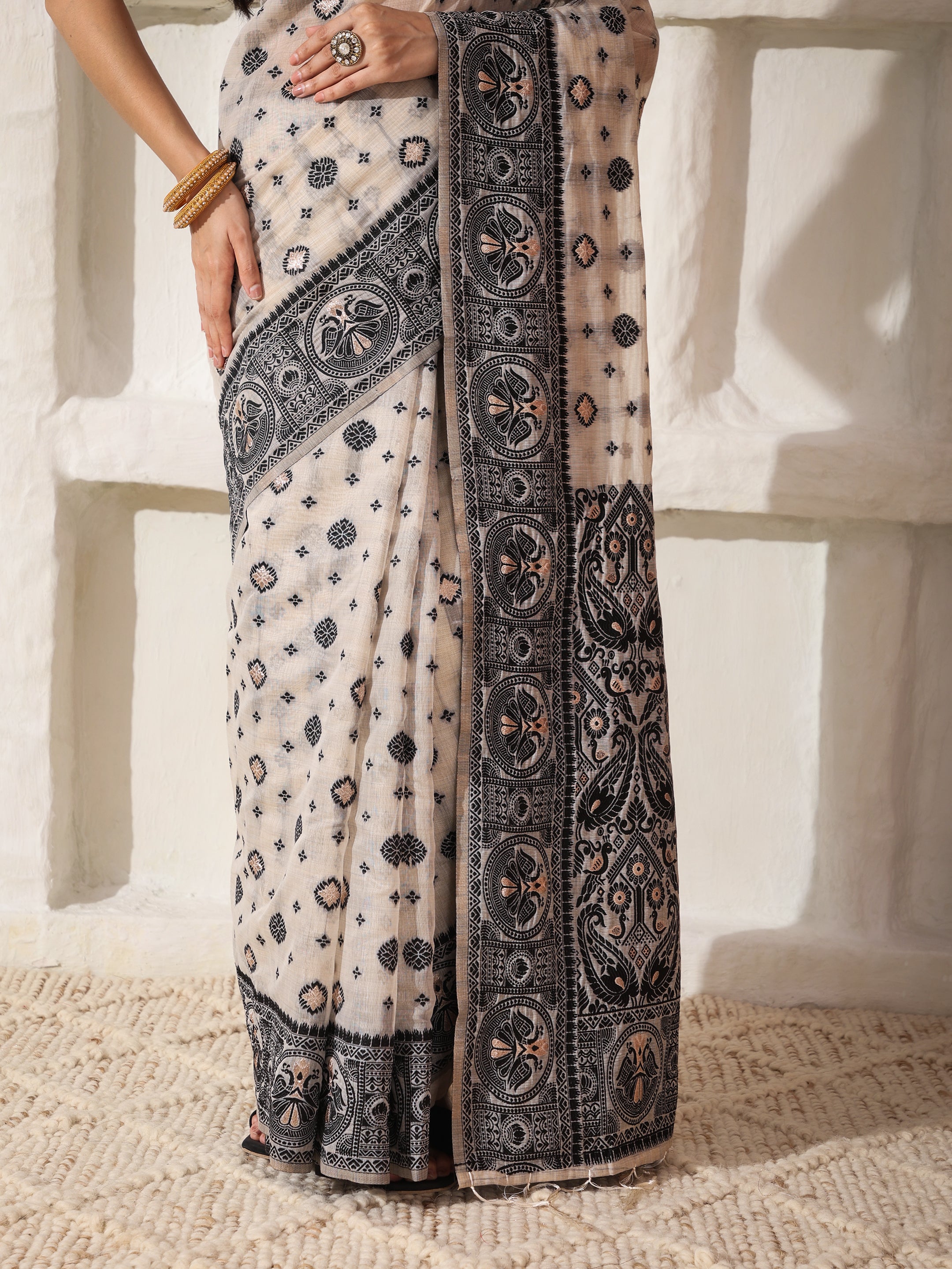 Cotton Linen Saree in Charcoal Black & White with Designer Pallu and Rich Border -5