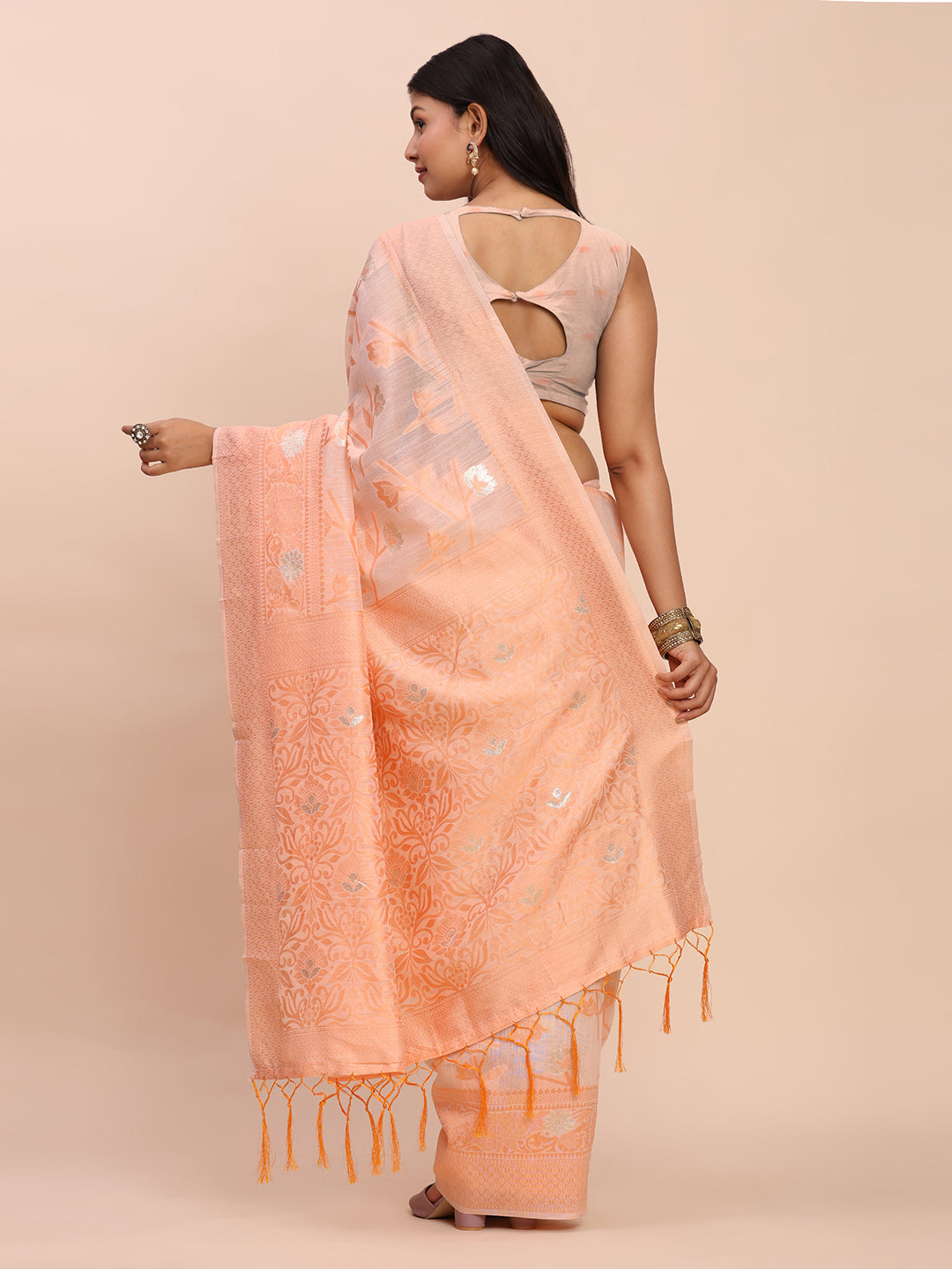 Cotton Linen Saree with Floral Designer Pallu & Elegant Traditional Border-peach