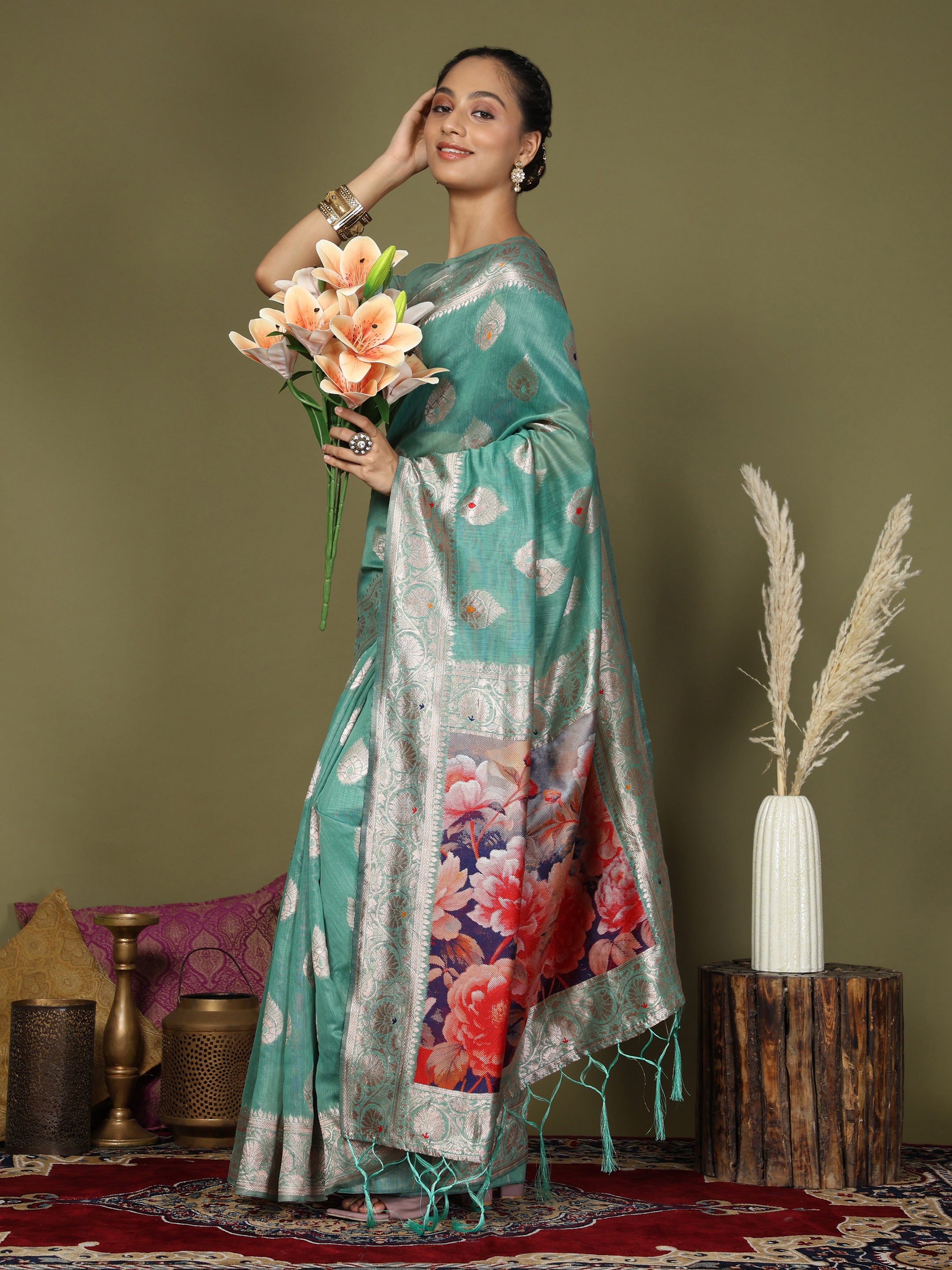 Cotton Linen Saree with Designer Floral Pallu & Premium Traditional Border-Rama Green