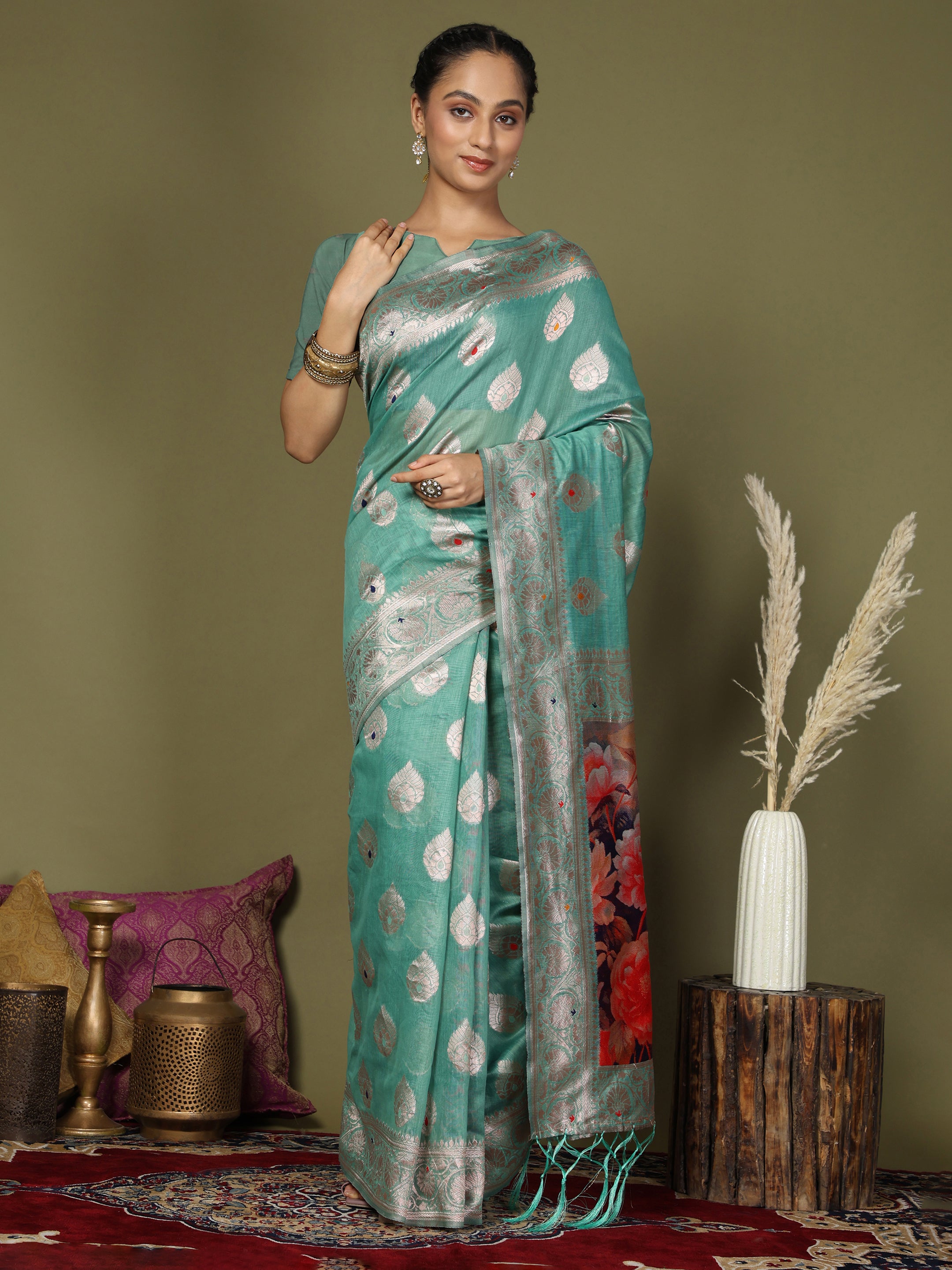 Cotton Linen Saree with Designer Floral Pallu & Premium Traditional Border-Rama Green
