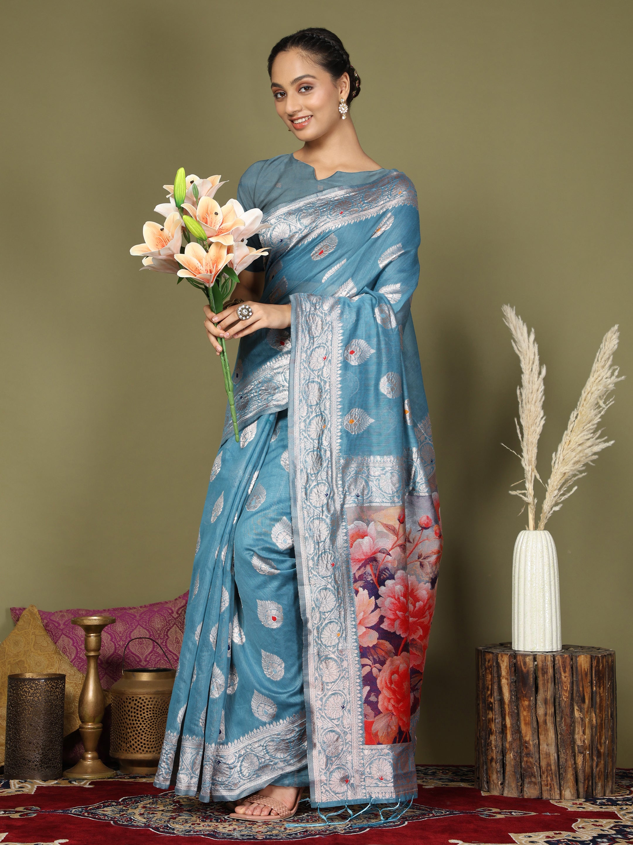 Cotton Linen Saree with Designer Floral Pallu & Premium Traditional Border-Sky Blue