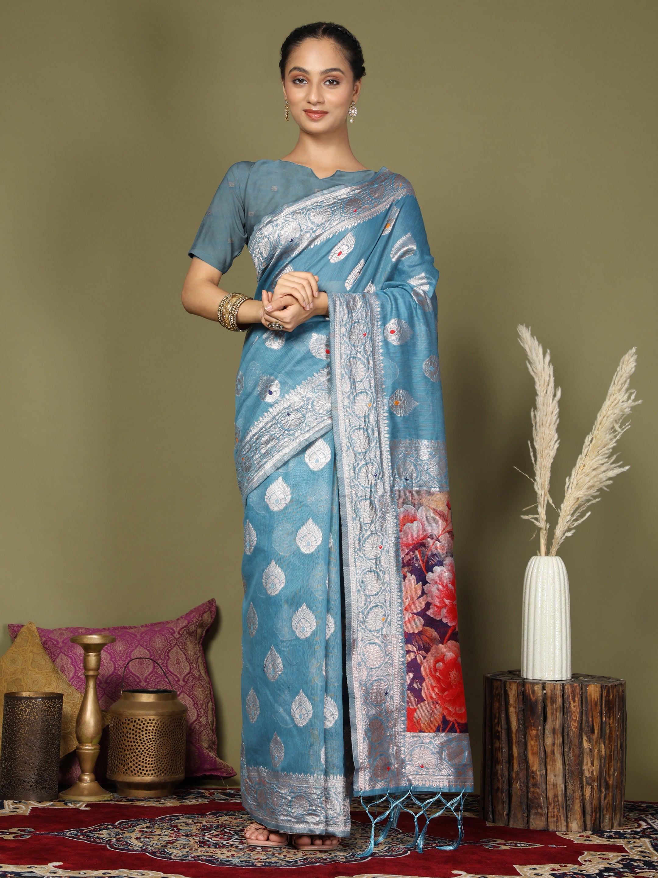 Cotton Linen Saree with Designer Floral Pallu & Premium Traditional Border-Sky Blue