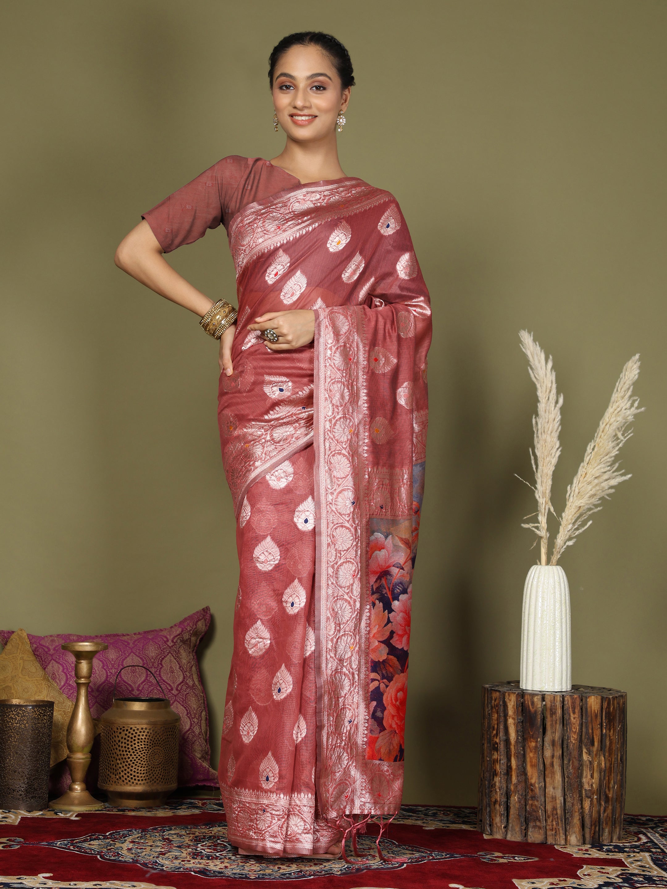 Cotton Linen Saree with Designer Floral Pallu & Premium Traditional Border-Rust