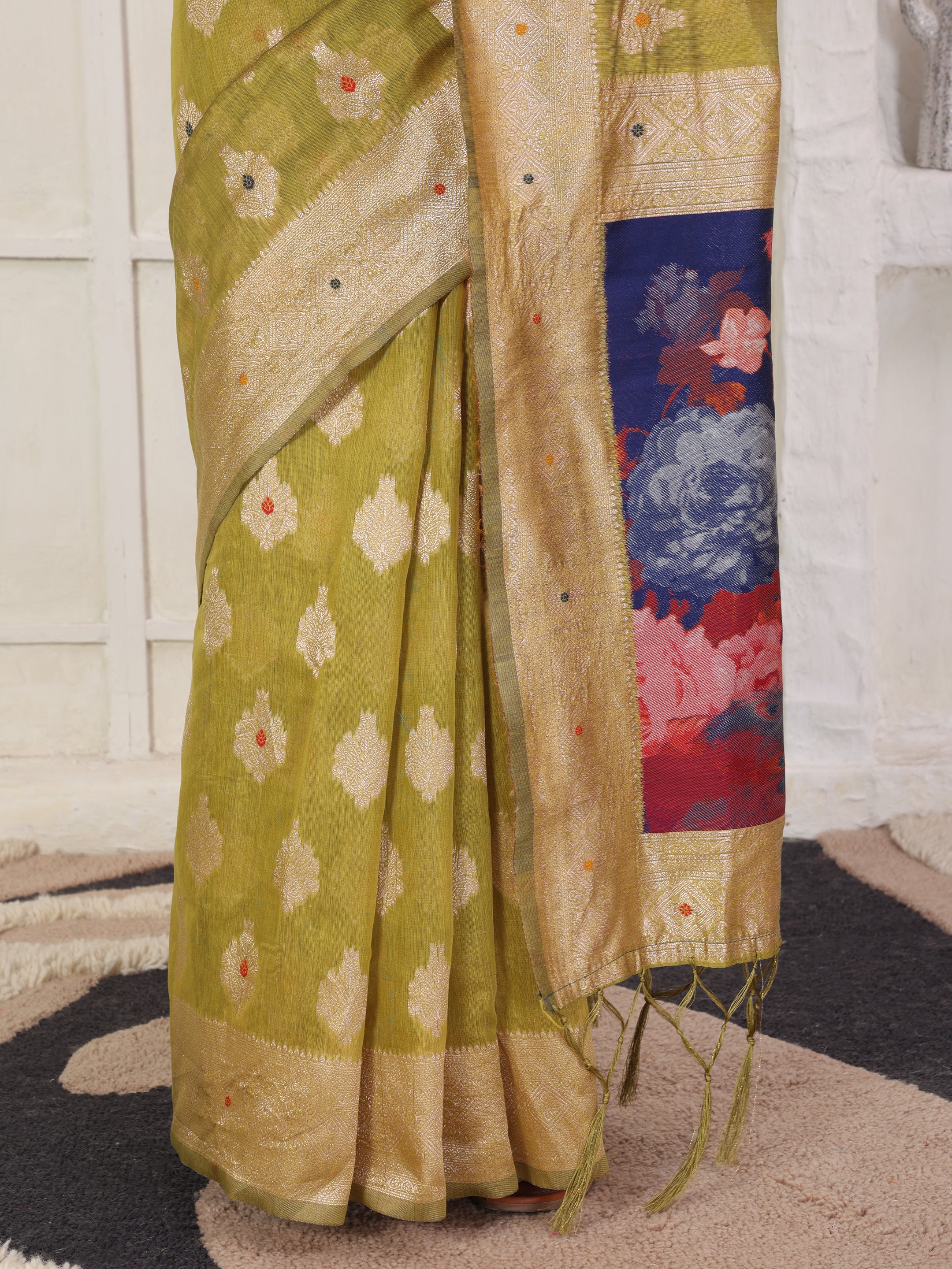 Cotton Linen Woven Saree with Peacock Design Pallu & Fine Zari Border-mehandi