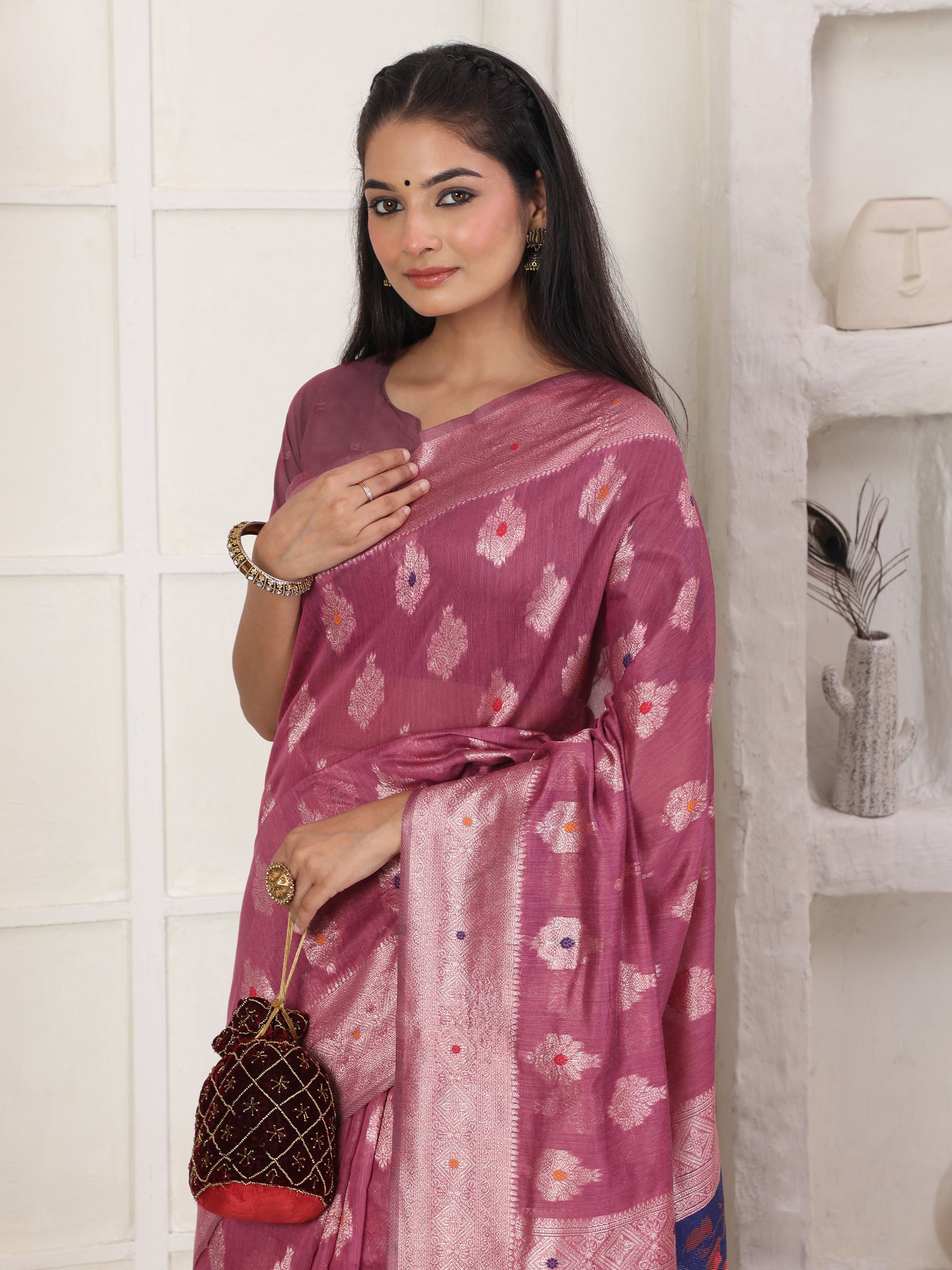 Cotton Linen Woven Saree with Peacock Design Pallu & Fine Zari Border-pink