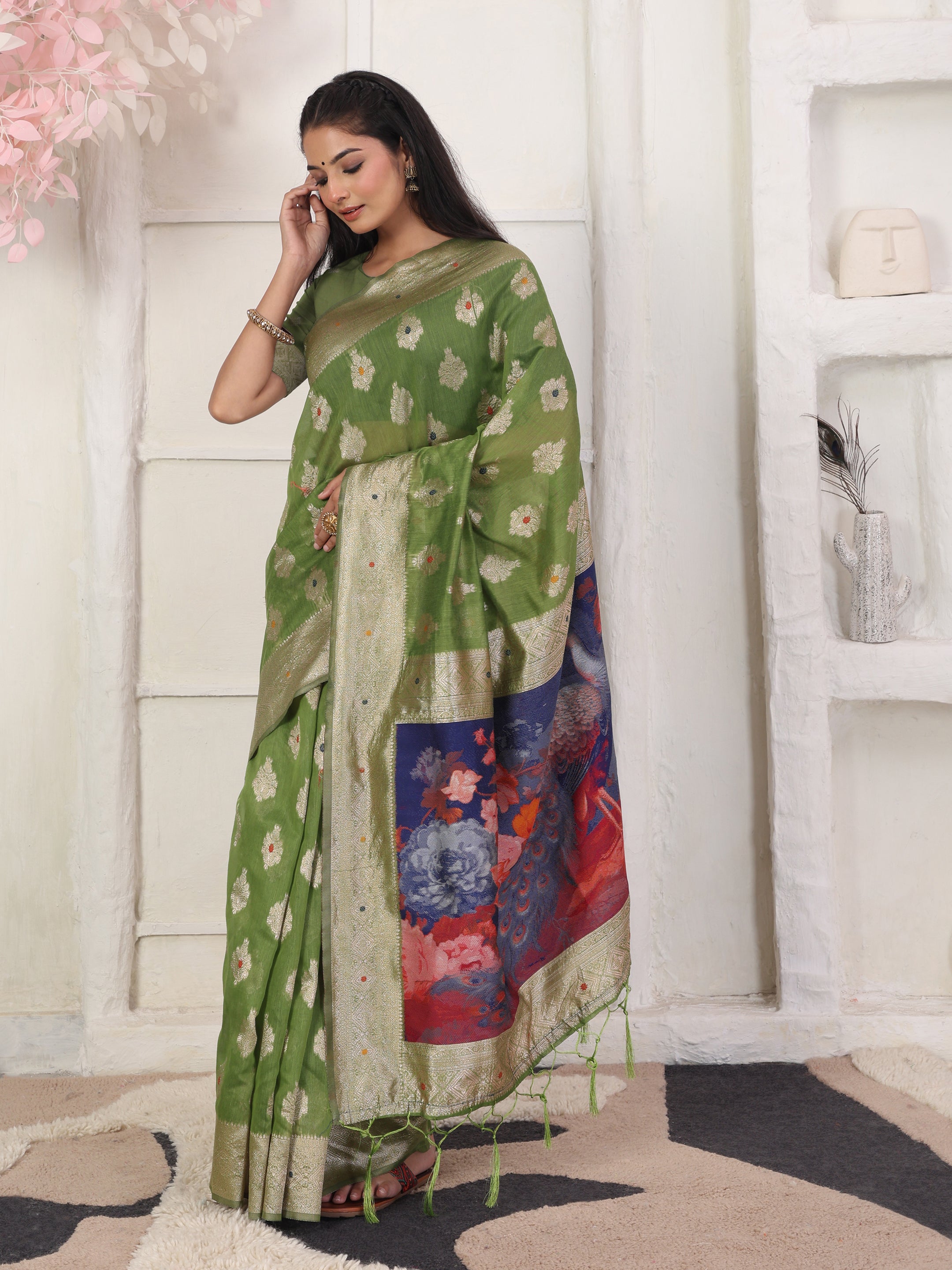Cotton Linen Woven Saree with Peacock Design Pallu & Fine Zari Border-green