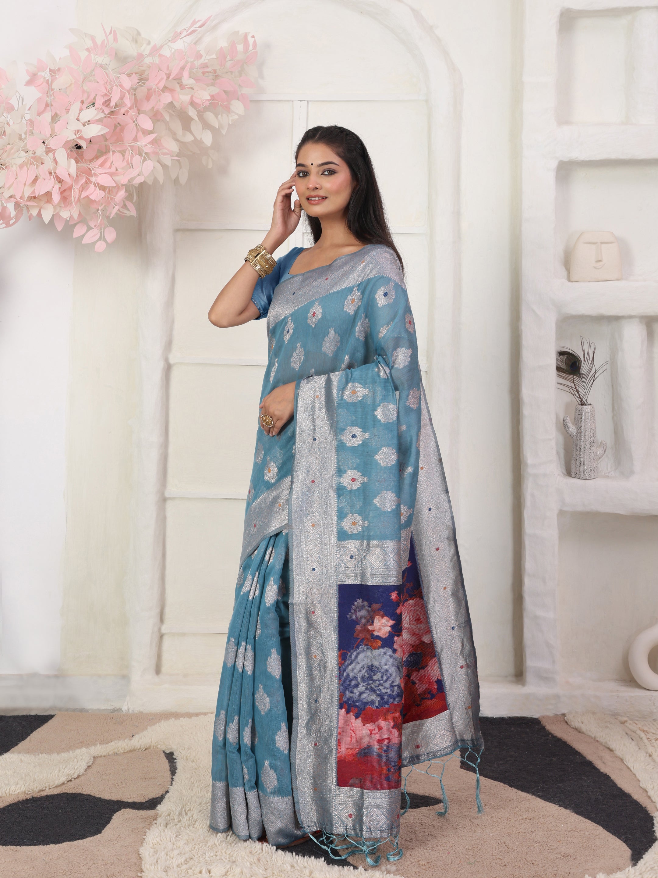Cotton Linen Woven Saree with Peacock Design Pallu & Fine Zari Border-skyblue