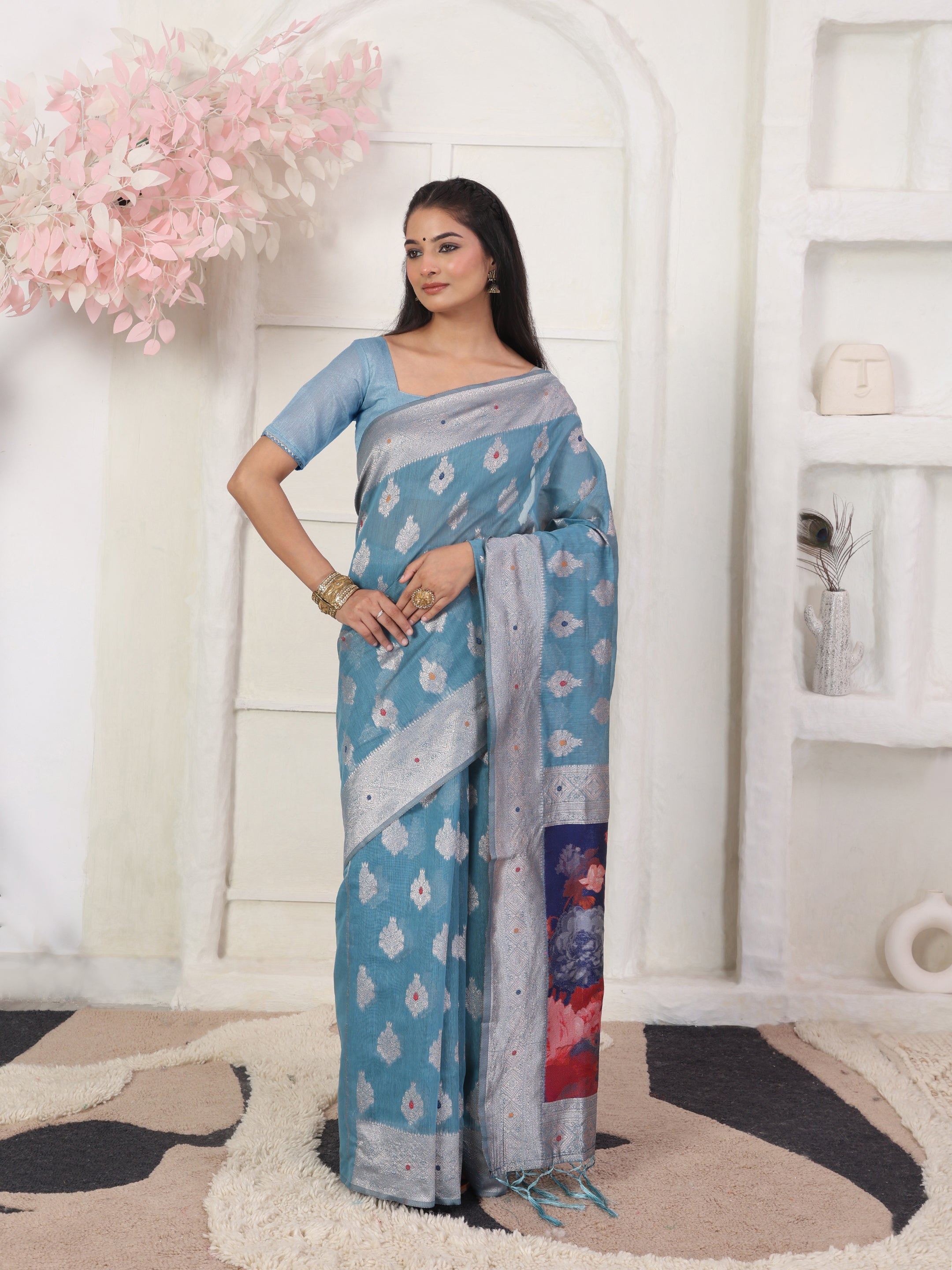 Cotton Linen Woven Saree with Peacock Design Pallu & Fine Zari Border-skyblue