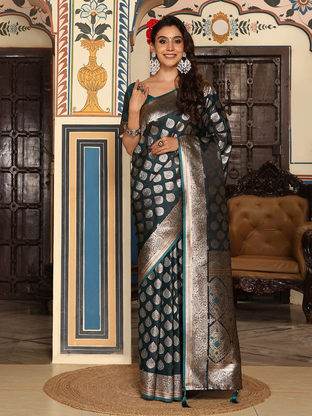 Tourqice woven kanjivaram soft silk saree with blouse piece