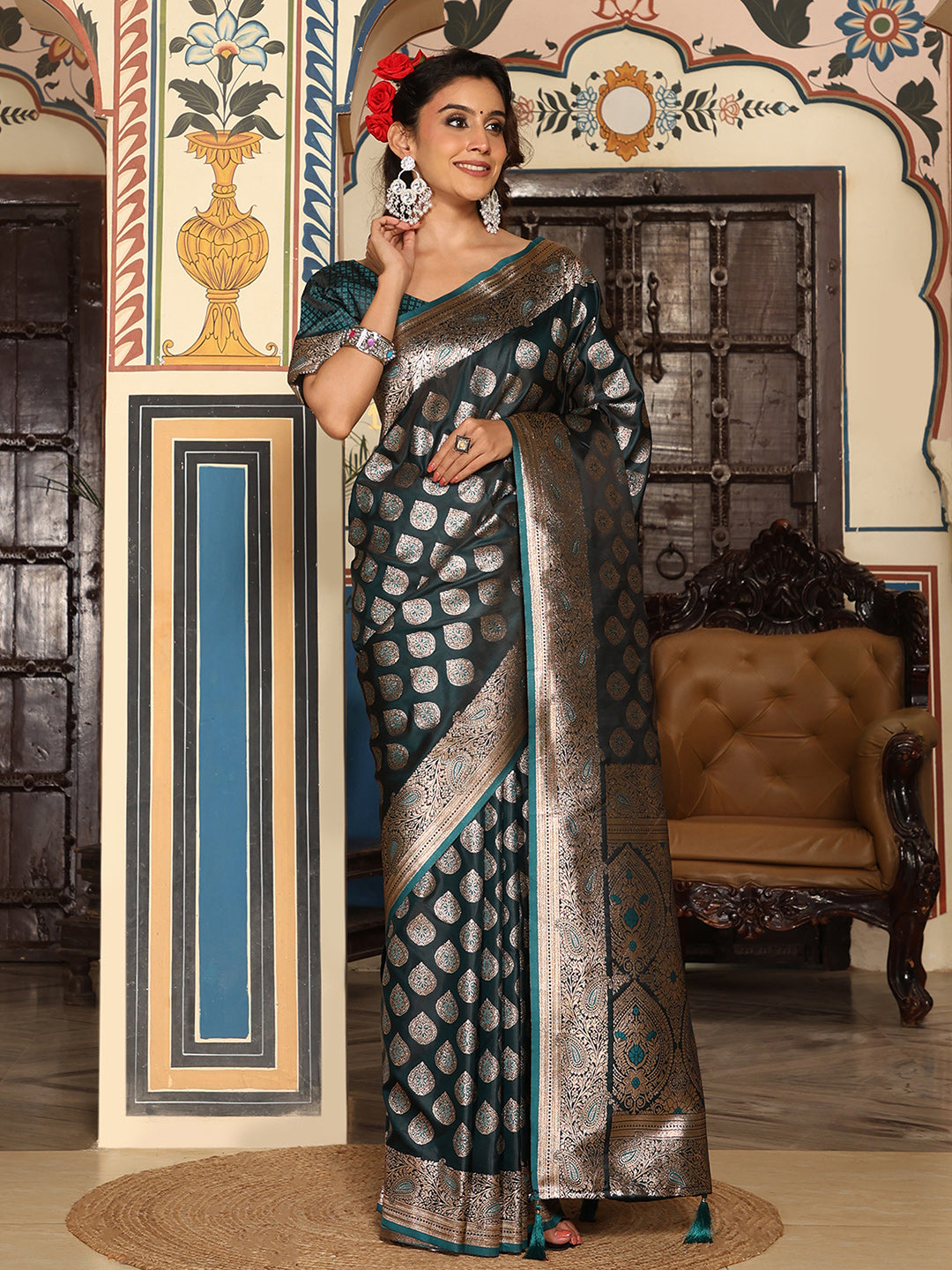 Tourqice woven kanjivaram soft silk saree with blouse piece