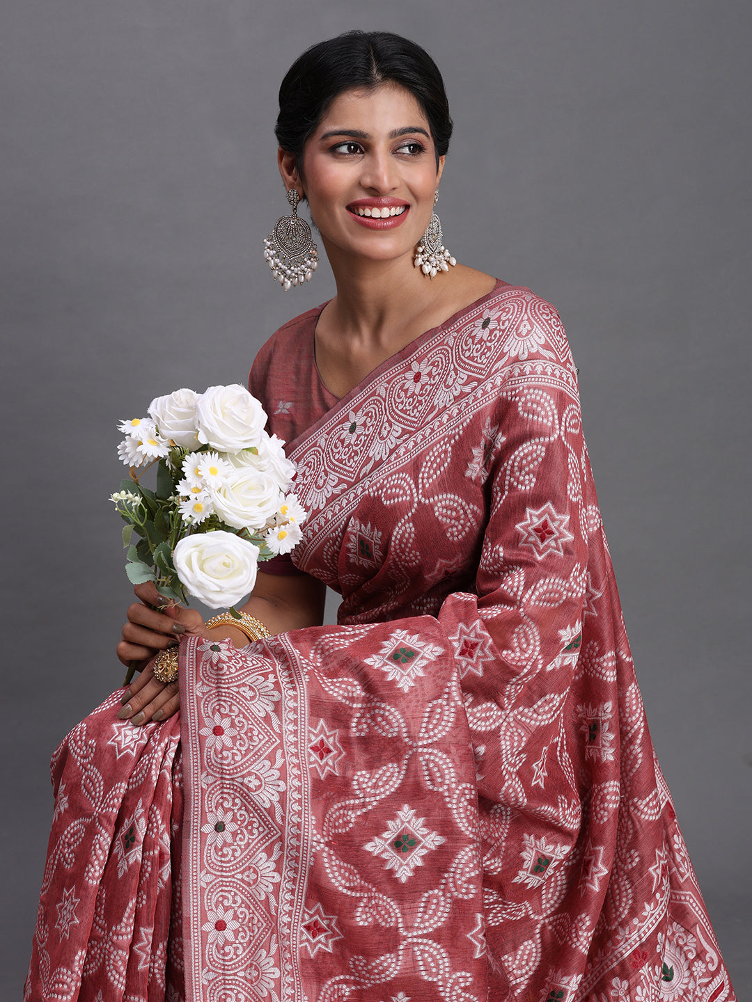Peach Woven Jacquard Cotton Linen Saree with Intricate Traditional Motifs & Designer Tassel Pallu