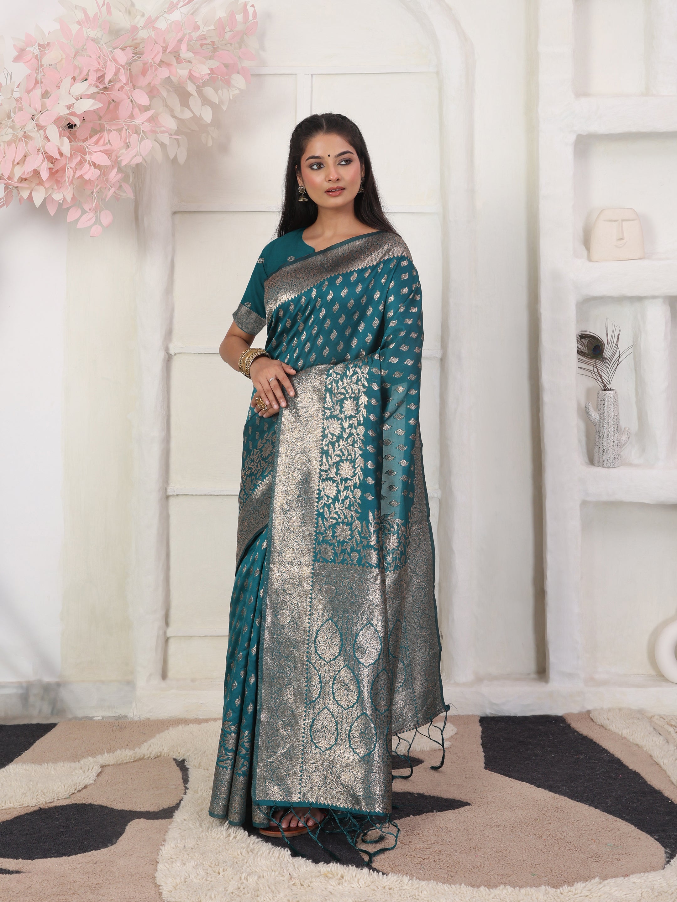 Woven Jacquard Silk Blend Saree with Rich Zari Border & Designer Pallu-rama