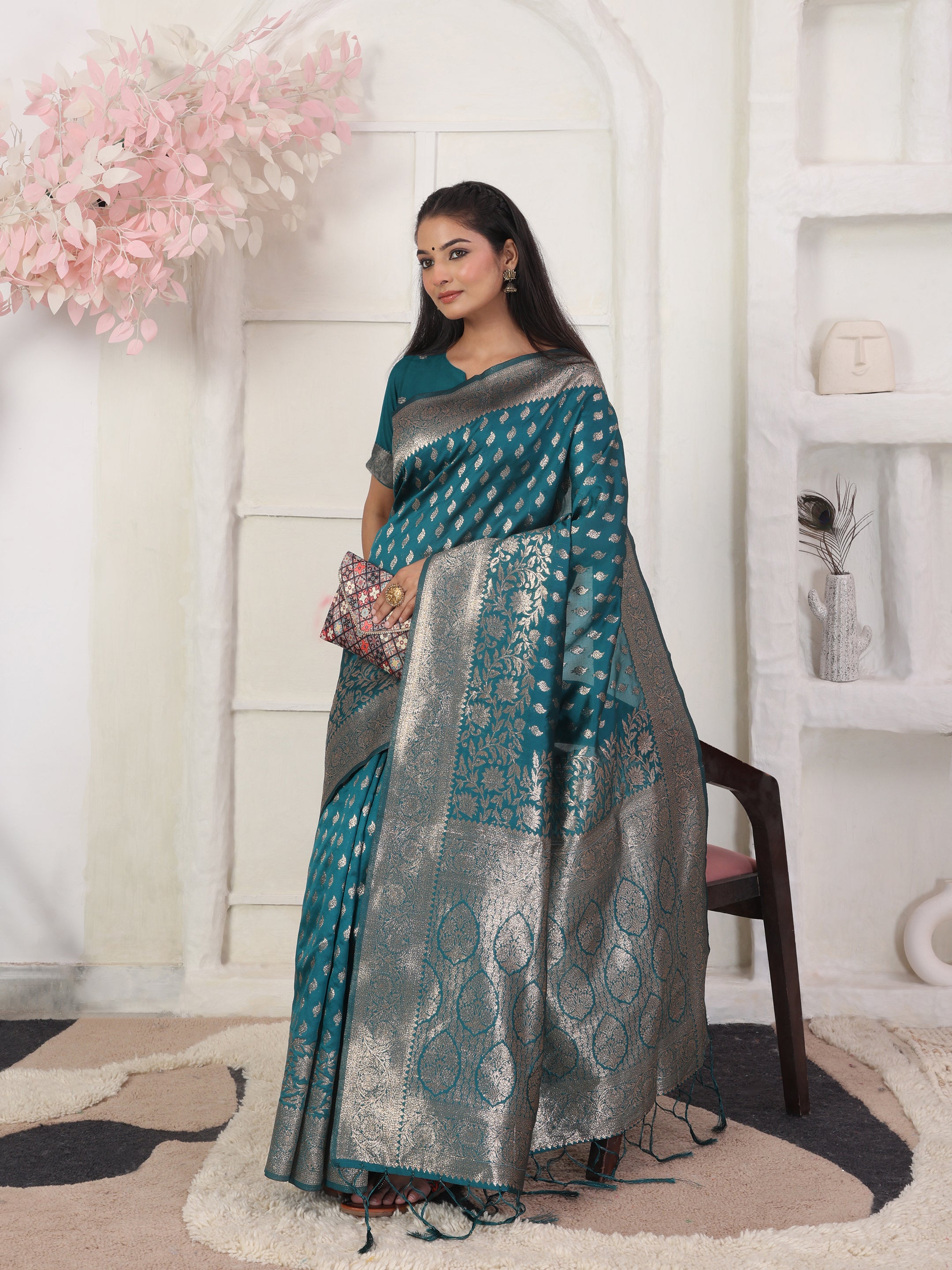 Woven Jacquard Silk Blend Saree with Rich Zari Border & Designer Pallu-rama