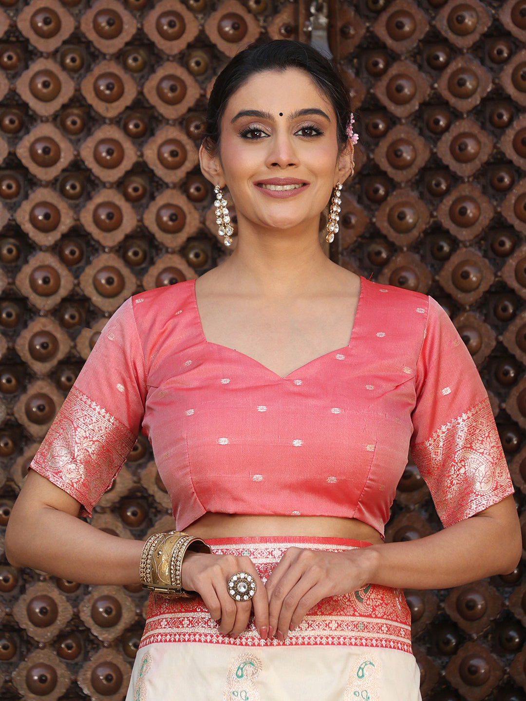 Offwhite woven kanjivaram soft silk saree with blouse piece