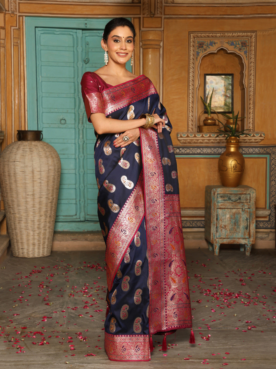 Navyblue woven kanjivaram soft silk saree with blouse piece