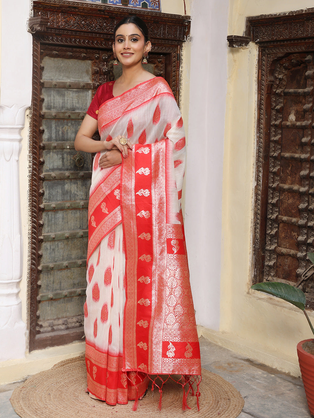 White Red woven banarasi style linen cotton saree with blouse piece-01