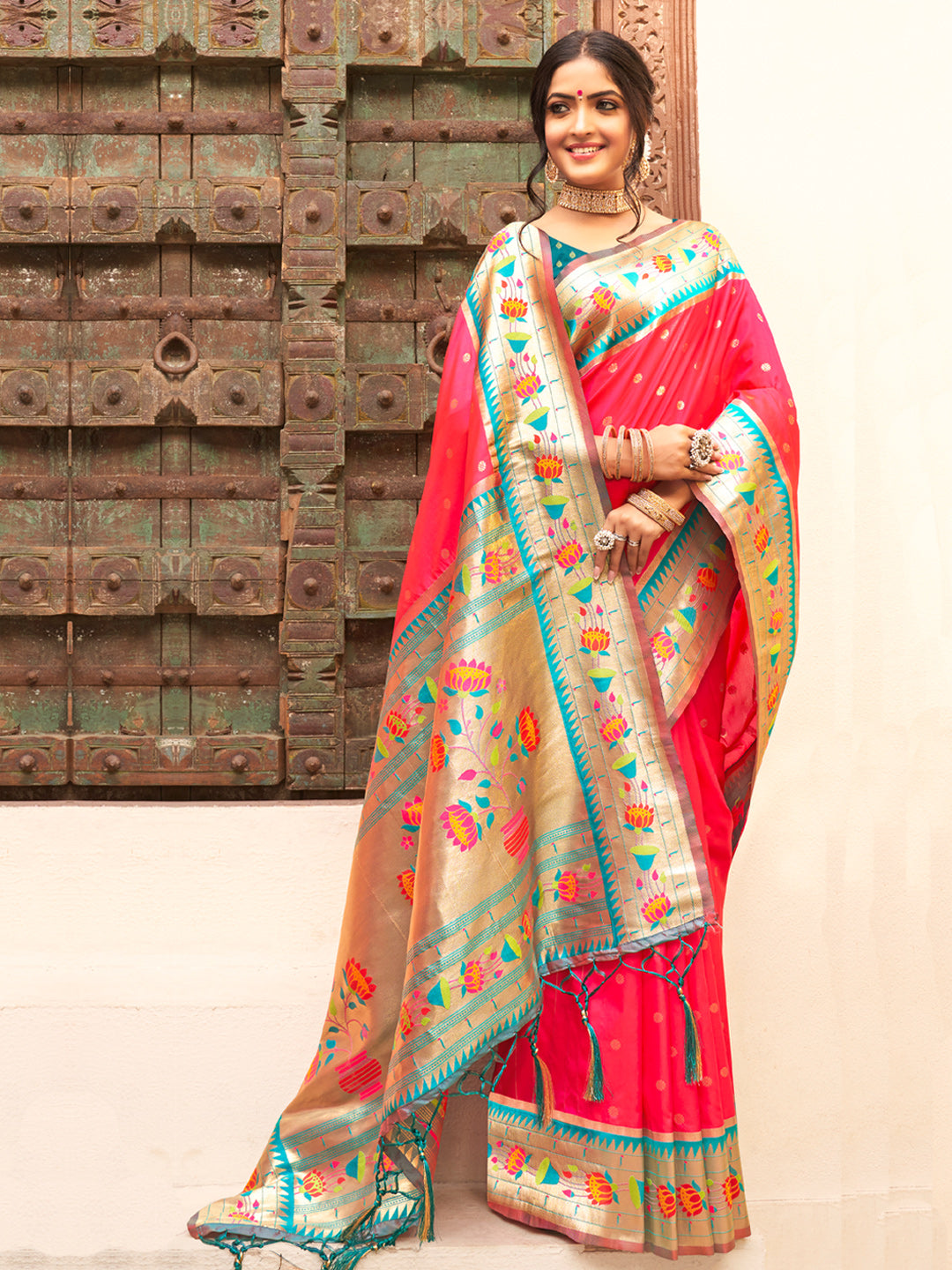 Royal Paithani Silk Saree with Multicolor Woven Border & Traditional Floral Pallu – pink