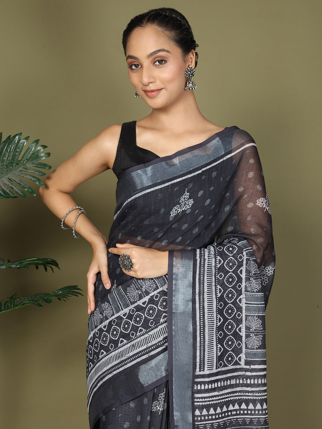 Ready to Wear Printed Cotton Linen Saree with Ethnic Designer Pallu & Border-black