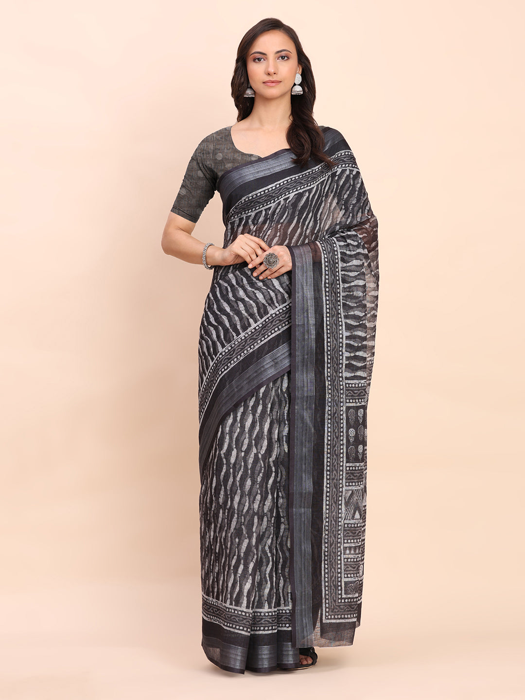 Printed Cotton Linen Saree with Ethnic Motif Design & Artistic Pallu-black