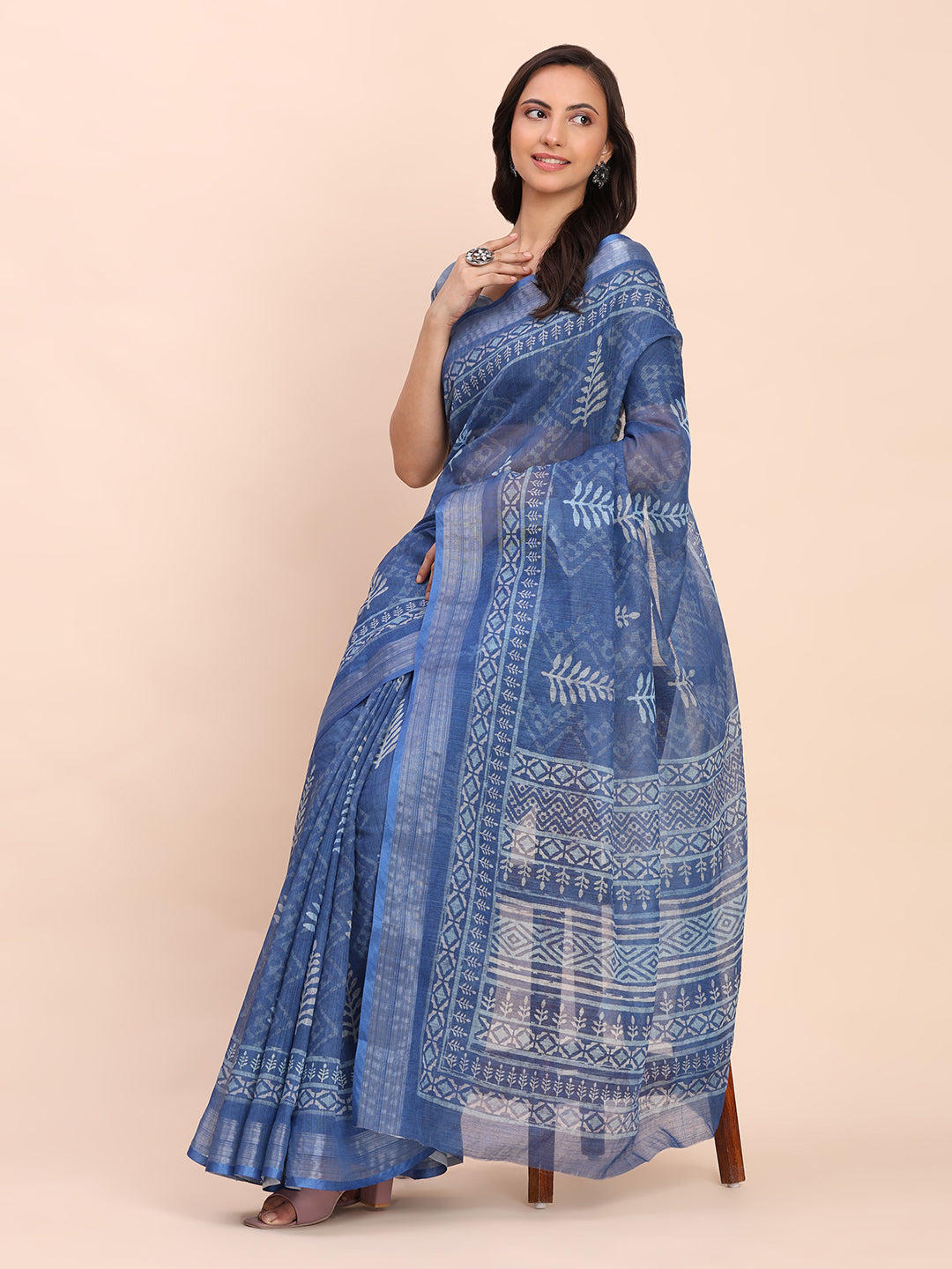 Printed Cotton Linen Saree with Ethnic Motif Design & Artistic Pallu-indigo blue