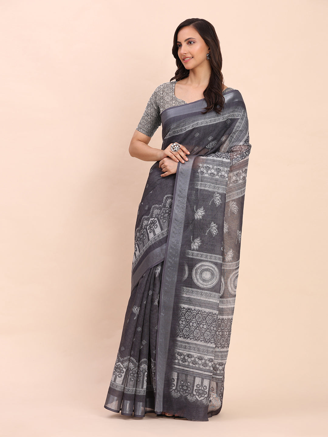 Printed Cotton Linen Saree with Ethnic Motif Design & Artistic Pallu-black2