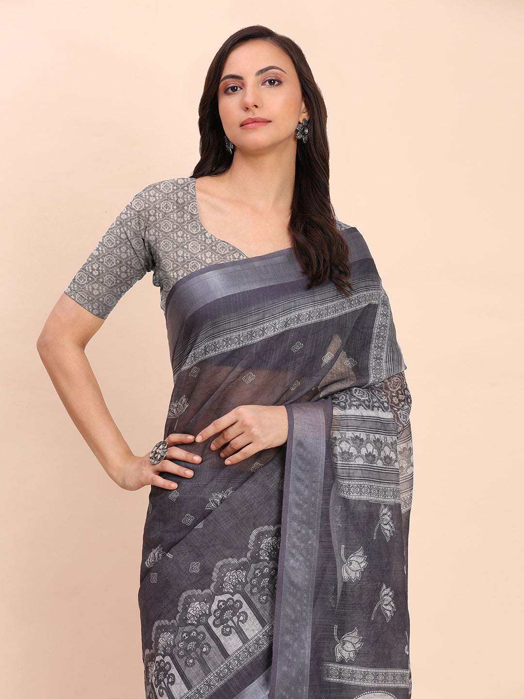 Printed Cotton Linen Saree with Ethnic Motif Design & Artistic Pallu-black2